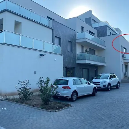 Aranyhid Apartament *
